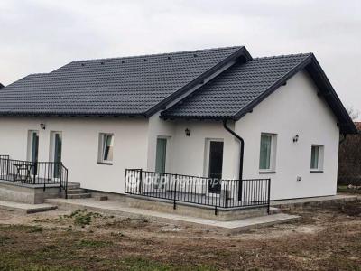 Eladó családi ház - 2030 Érd