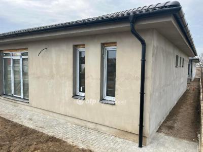 Eladó ikerház - 4553 Apagy
