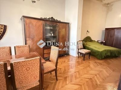 Eladó lakás - 7621 Pécs