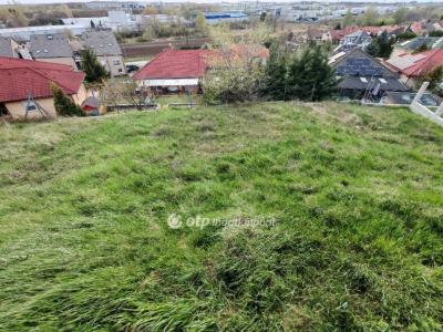 Eladó lakóövezeti telek - 2800 Tatabánya