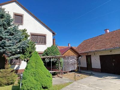 Eladó családi ház - 5600 Békéscsaba