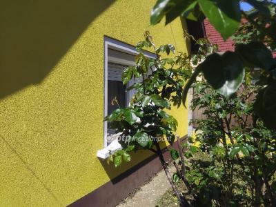 Eladó családi ház - 4220 Hajdúböszörmény