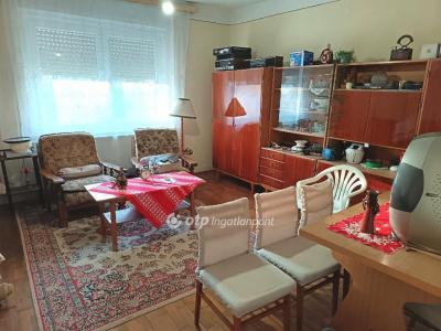 Eladó családi ház - 4034 Debrecen