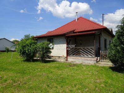 Eladó családi ház - 2030 Érd, Nyárád utca