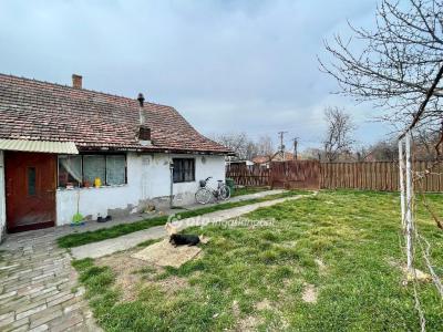 Eladó családi ház - 6640 Csongrád
