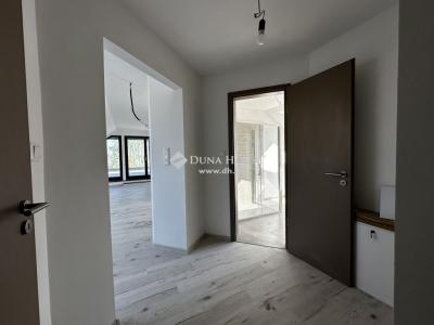 Eladó lakás - 8630 Balatonboglár