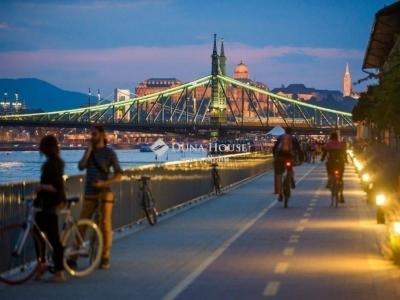 Eladó lakás - 1111 Budapest, XI. kerület , Budafoki út