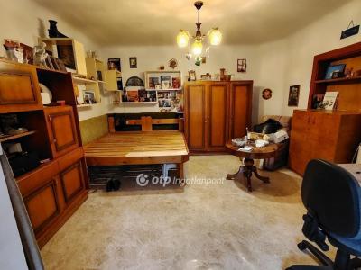 Eladó családi ház - 7624 Pécs