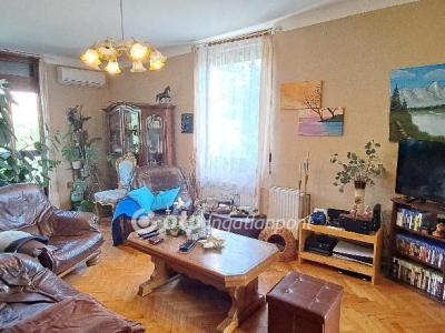 Eladó lakás - 5800 Mezőkovácsháza