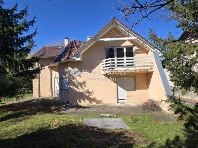 Eladó családi ház - 2071 Páty
