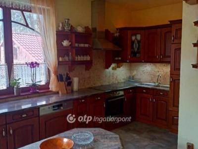 Eladó családi ház - 4030 Debrecen