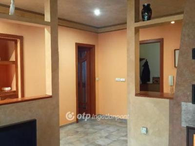 Eladó családi ház - 4030 Debrecen