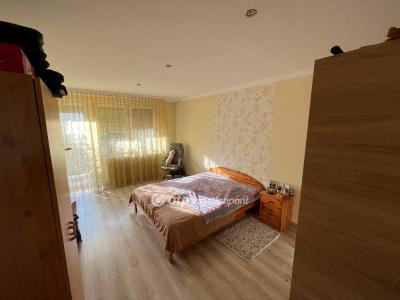 Eladó családi ház - 4034 Debrecen