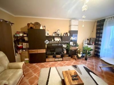 Eladó lakás - 1214 Budapest, XXI. kerület , Bánya utca
