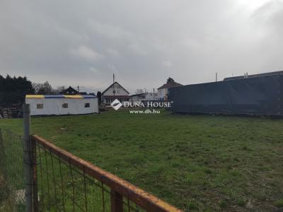 Eladó lakóövezeti telek - 2173 Kartal