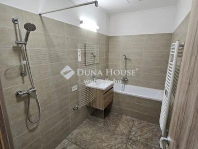 Eladó lakás - 7624 Pécs, Hungária utca