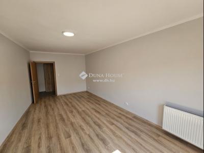 Eladó lakás - 7624 Pécs