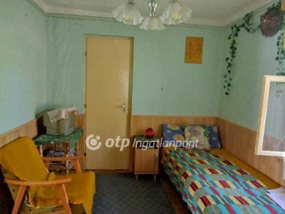 Eladó családi ház - 6640 Csongrád