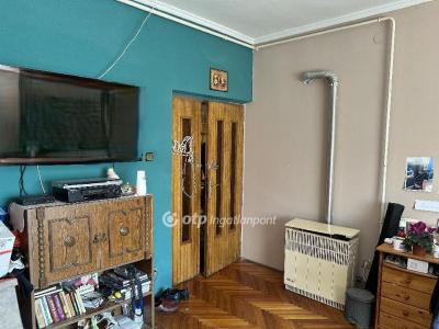 Eladó családi ház - 2700 Cegléd