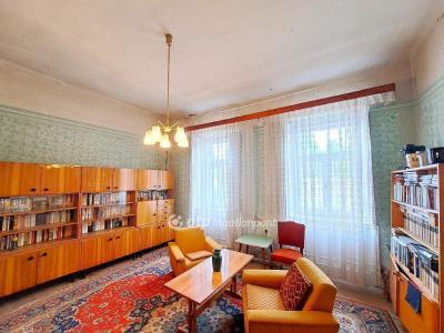 Eladó családi ház - 2700 Cegléd