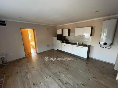 Eladó családi ház - 3412 Bogács