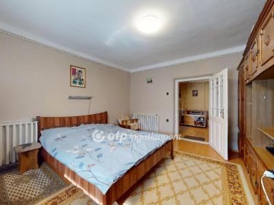 Eladó családi ház - 3565 Tiszalúc