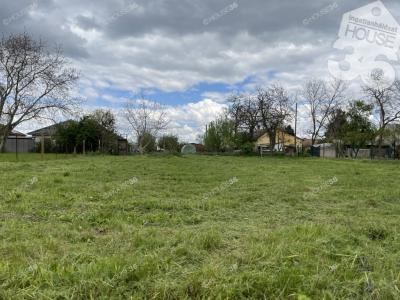 Eladó lakóövezeti telek - 6000 Kecskemét