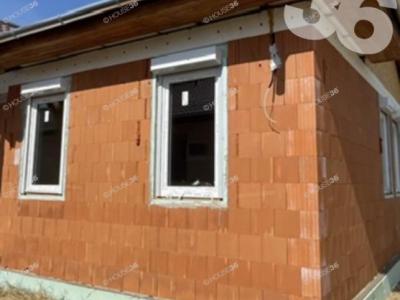Eladó családi ház - 6000 Kecskemét