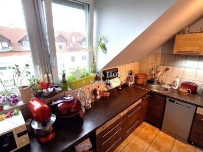 Eladó lakás - 1146 Budapest, XIV. kerület , Thököly út