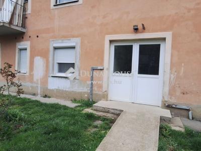 Eladó lakás - 7300 Komló, Jó szerencsét utca