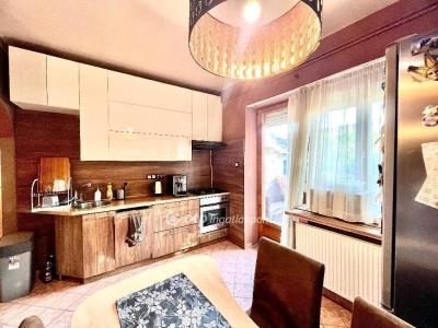 Eladó lakás - 1202 Budapest, XX. kerület , Marót utca