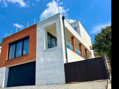 Eladó lakás - 7635 Pécs, Fekete utca