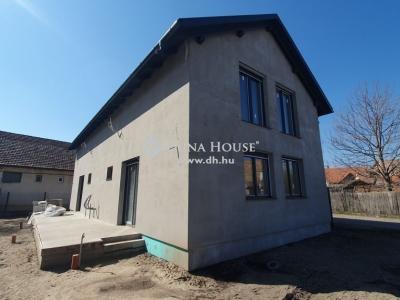 Eladó ikerház - 2760 Nagykáta