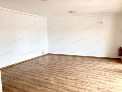 Eladó üzlethelység - 4400 Nyíregyháza