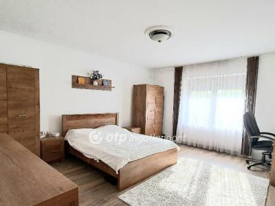 Eladó családi ház - 5700 Gyula
