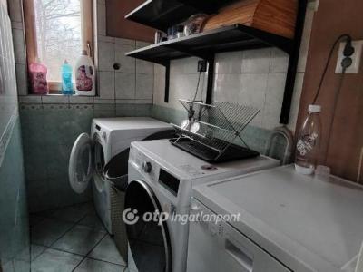 Eladó családi ház - 2370 Dabas
