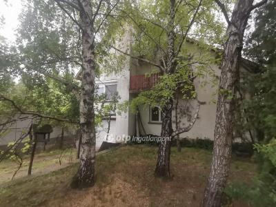 Eladó családi ház - 5600 Békéscsaba