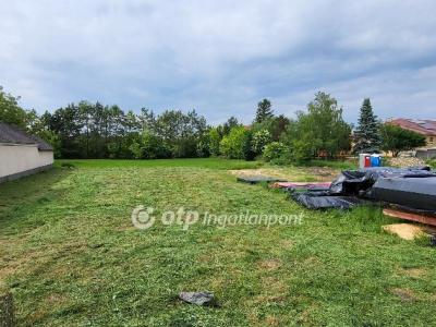Eladó lakóövezeti telek - 9113 Koroncó, Bercsényi utca