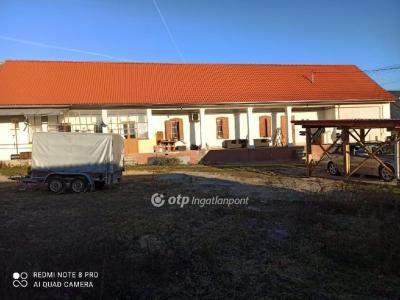 Eladó családi ház - 7726 Véménd, Munkácsy Mihály utca
