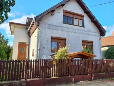 Eladó családi ház - 4220 Hajdúböszörmény