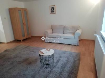 Eladó lakás - 7624 Pécs