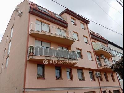 Eladó lakás - 3200 Gyöngyös