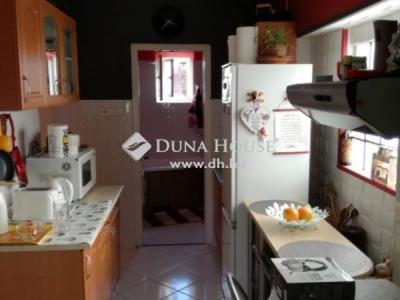 Eladó családi ház - 2730 Albertirsa