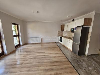 Eladó lakás - 7624 Pécs, Hungária utca