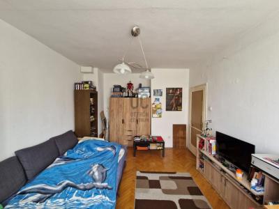 Eladó lakás - 1163 Budapest, XVI. kerület , Kerepesi út