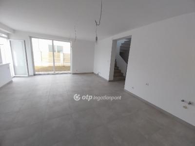 Eladó ikerház - 4432 Nyíregyháza