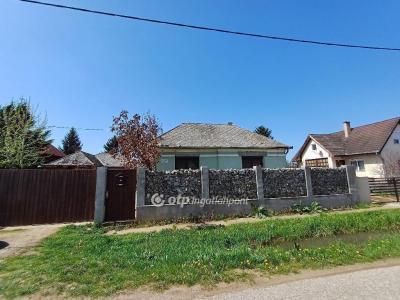 Eladó családi ház - 4432 Nyíregyháza