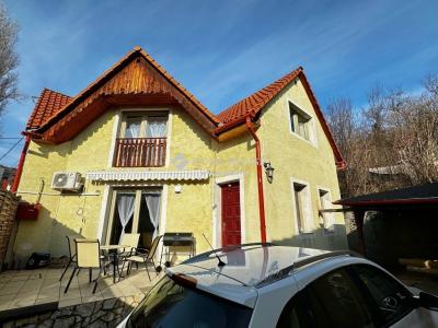 Eladó családi ház - 7625 Pécs