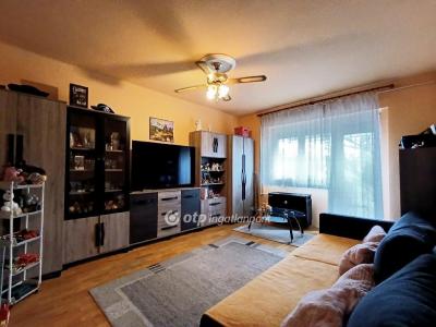 Eladó lakás - 5000 Szolnok
