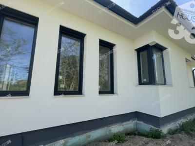 Eladó családi ház - 6000 Kecskemét